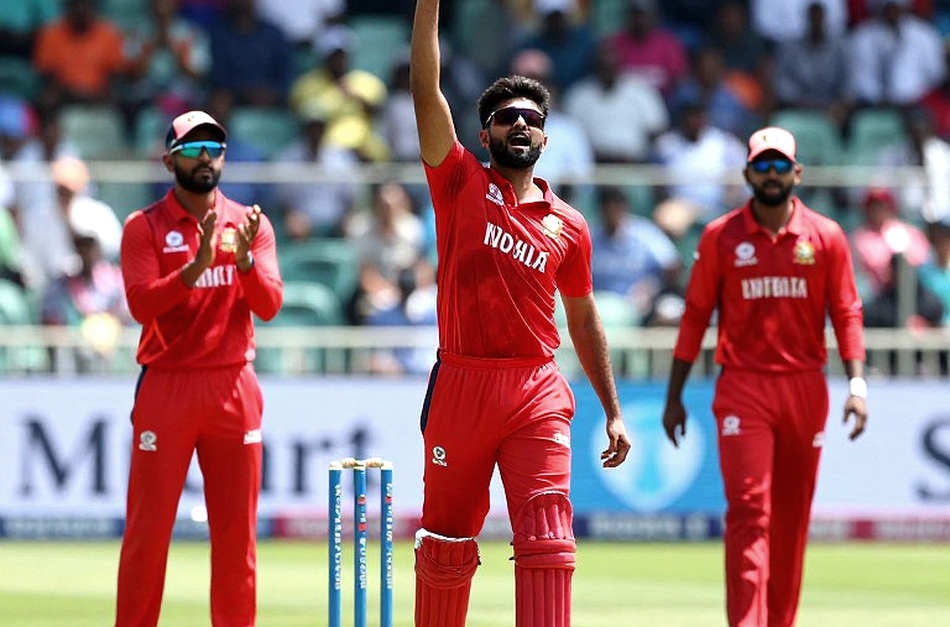 Umpire's Call: Fourteen Frames, One Ball-Tracker and a Decade of Habit