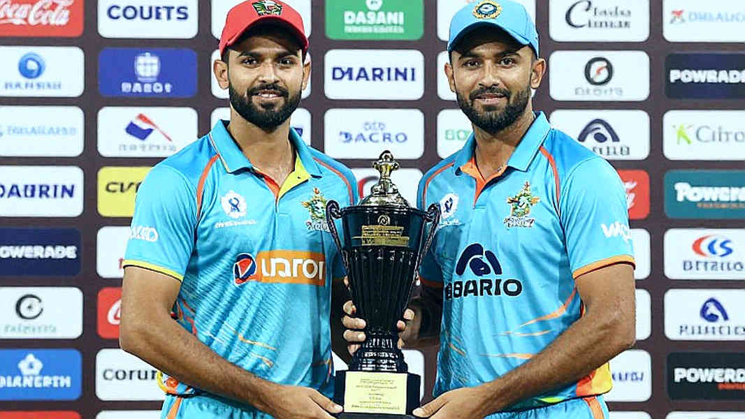 ১৮ টেস্ট, ৭ জয়, আর একটা খোলা খাতা: ধনঞ্জয় ডি সিলভার আর্মব্যান্ড নামানোর আসল হিসাব