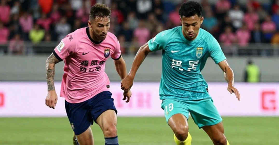 ম্যানচেস্টার সিটি ৩–০ লিভারপুল: একটি লাল কার্ড, নয় বছরের ফাইল, আর 'প্যারিসকে সতর্কবার্তা'র গল্প